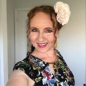 Meet your Posher, Camille